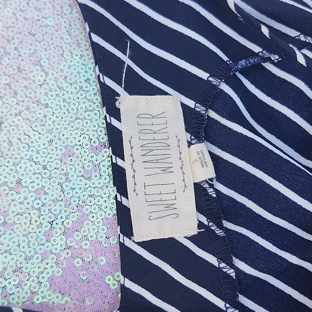 Romper Navy and White Striped , Sweet Wanderer Small! SUPER ADORABLE! - Picture 3 of 3